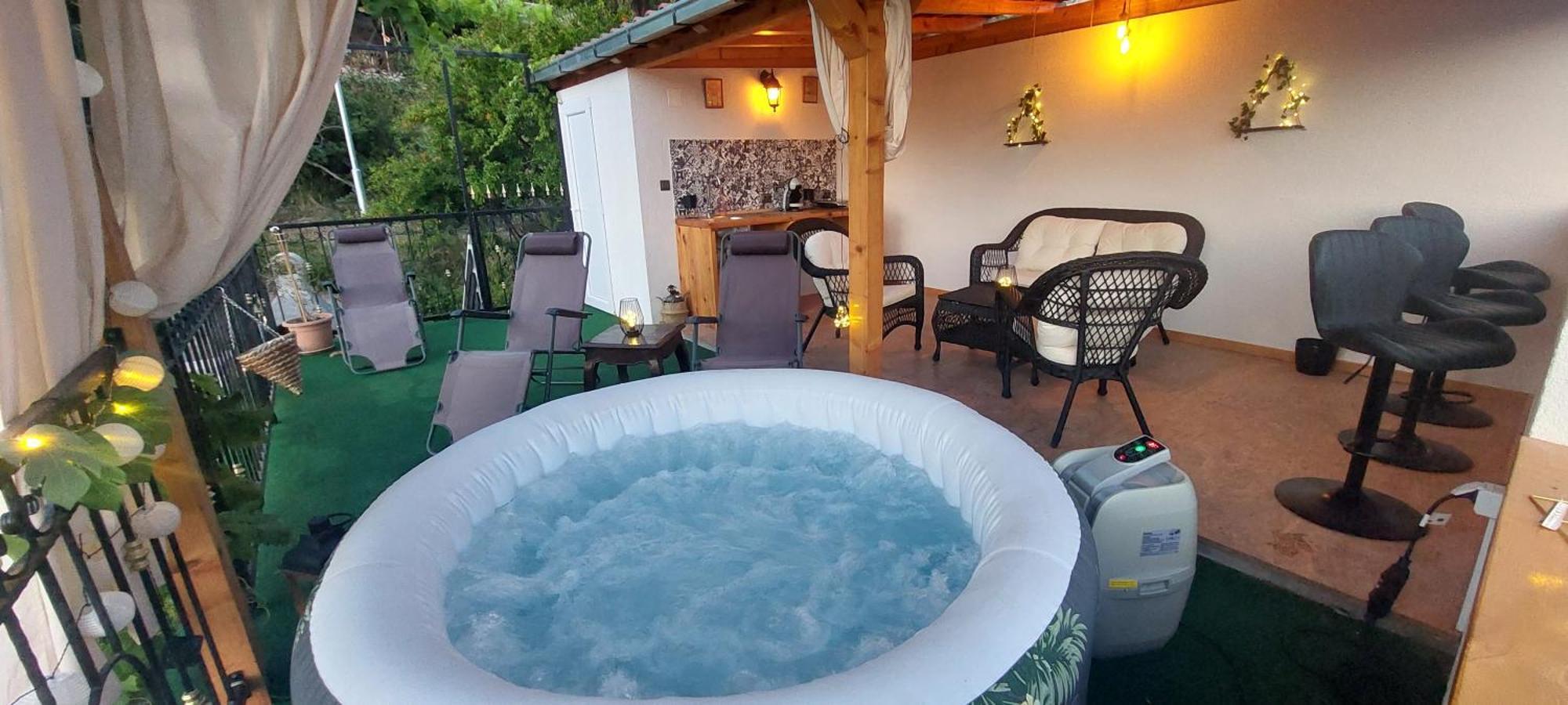 شقة Panoramic View With Jacuzzi فيس المظهر الخارجي الصورة